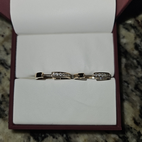 10kt Helzberg Diamond Hoops 1 Carat total weight - Picture 4 of 11